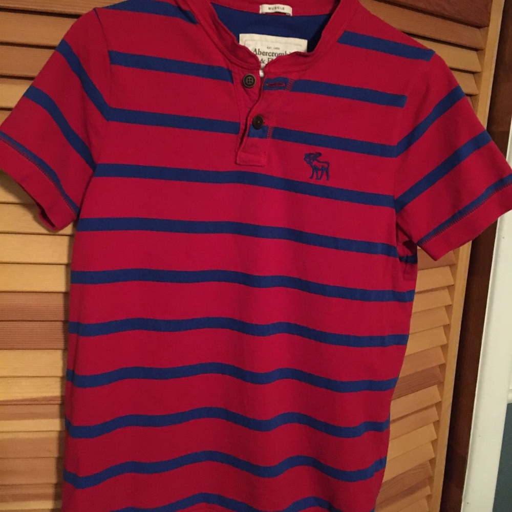 Abercrombie muscle fit shirt